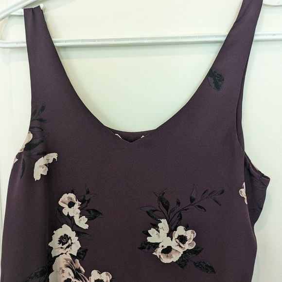 Set of  2 Reitmans floral blouses - Picture 9 of 11